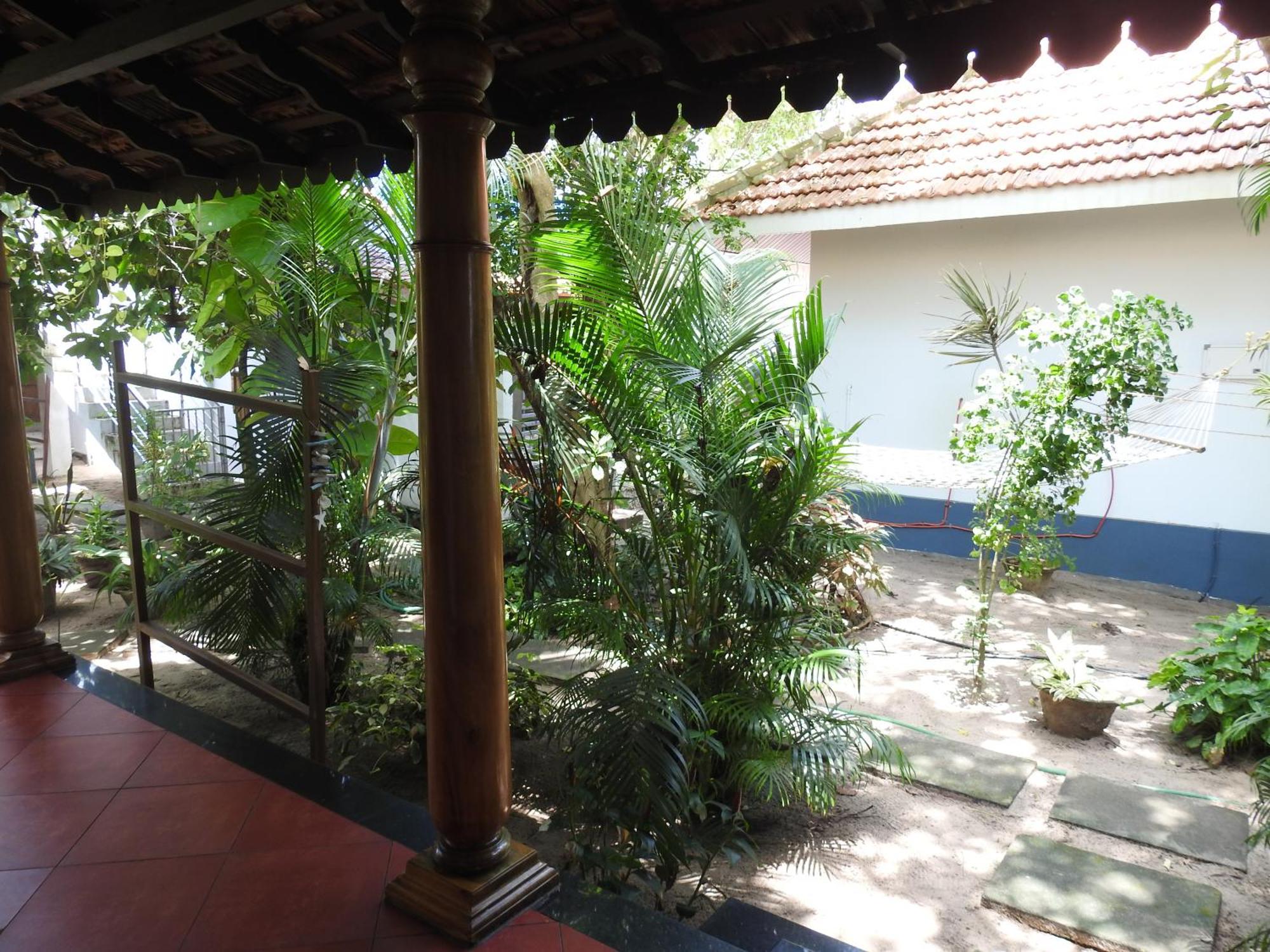 Alleppey Beach Garden Alappuzha Екстериор снимка